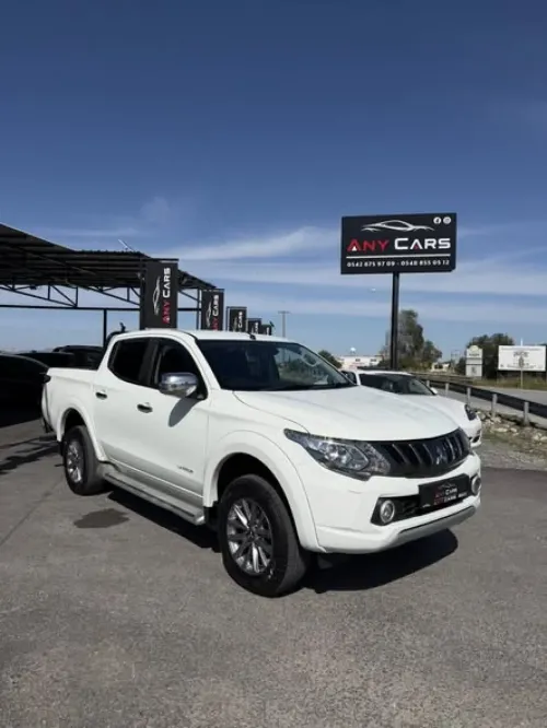 2019 Model Otomatik Mitsubishi L 200