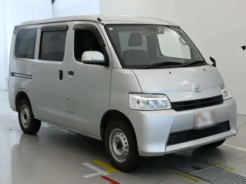 2022 Model Otomatik Toyota Town Ace