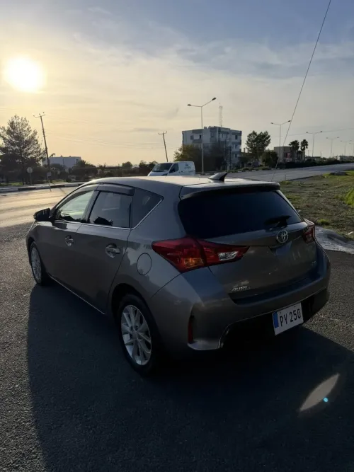 2013 Model Otomatik Toyota Auris