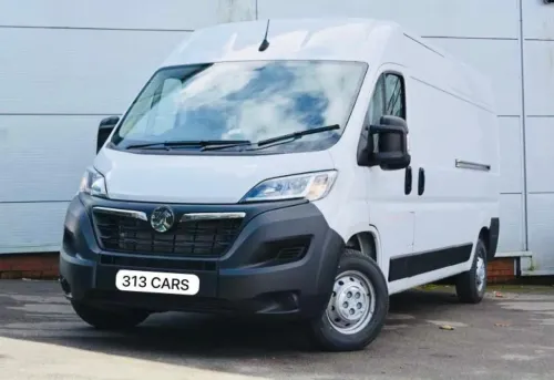2024 Model Düz Vauxhall Movano