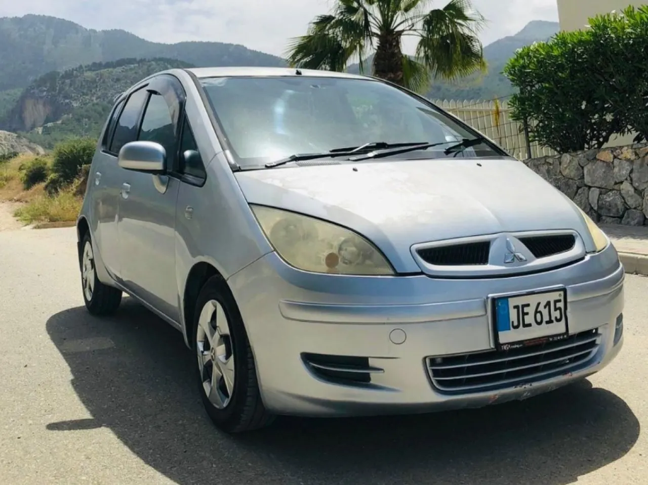 2003 Model Otomatik Mitsubishi Colt