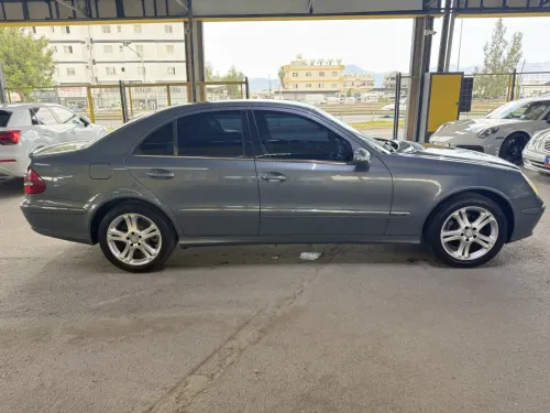 2004 Mercedes - Benz E Serisi - Önizleme 3