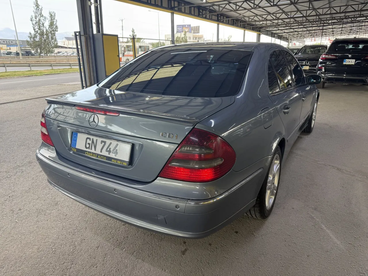 2004 Model Otomatik Mercedes-Benz E Serisi 4. Görseli