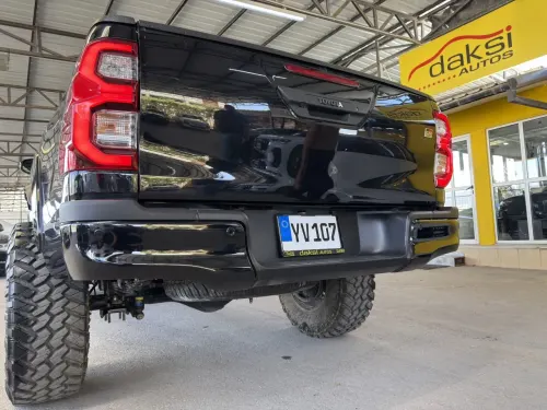 2023 Toyota Hilux - Önizleme 12
