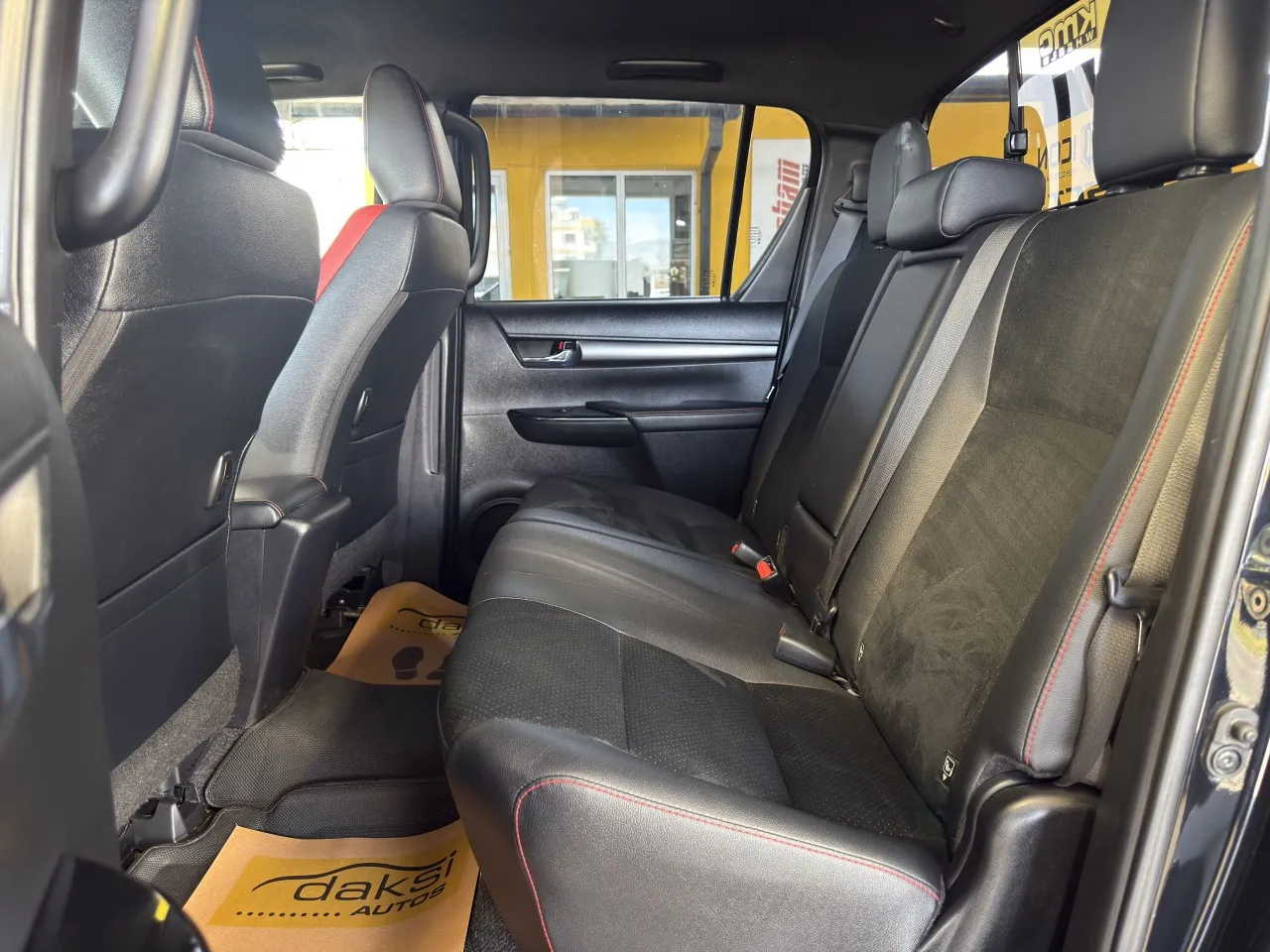 2023 Model Otomatik Toyota Hilux 17. Görseli