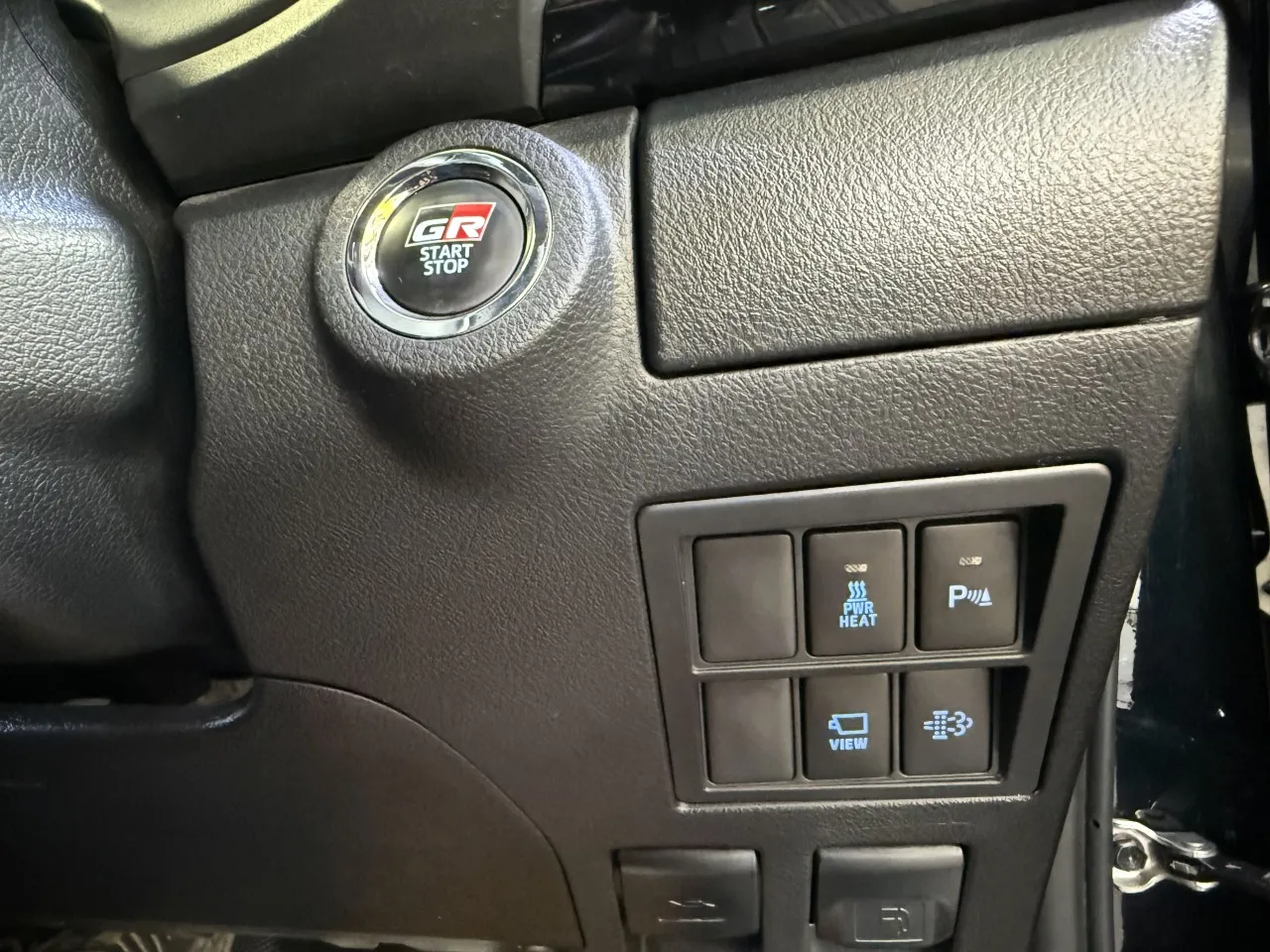 2023 Model Otomatik Toyota Hilux 28. Görseli