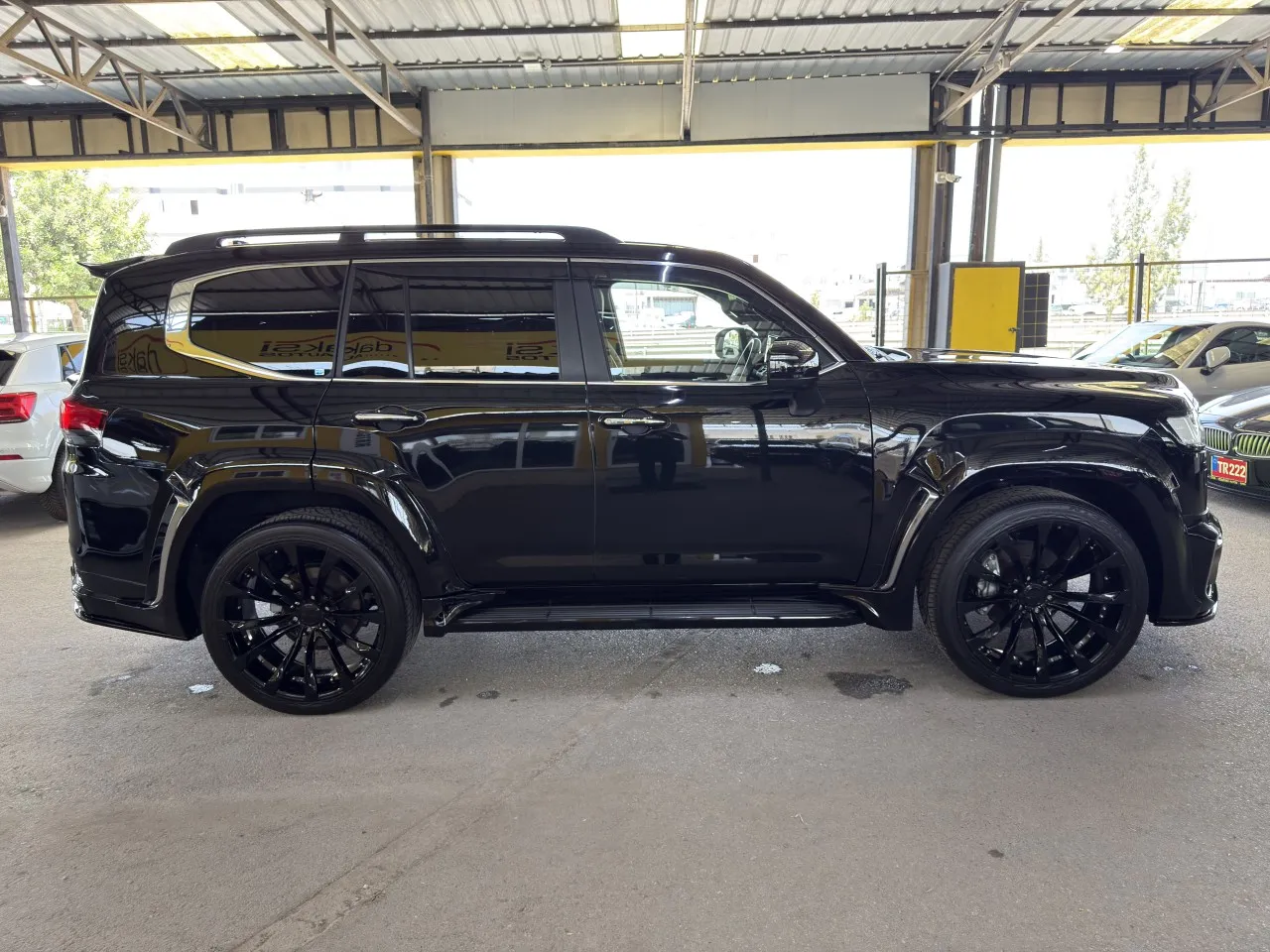 2023 Model Otomatik Toyota Land Cruiser 3. Görseli