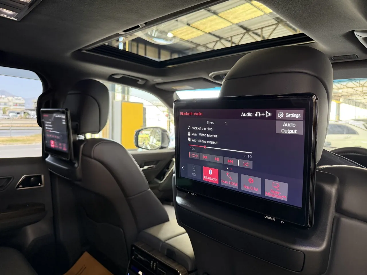 2023 Model Otomatik Toyota Land Cruiser 20. Görseli