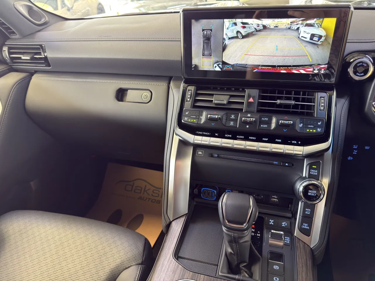 2023 Model Otomatik Toyota Land Cruiser 30. Görseli