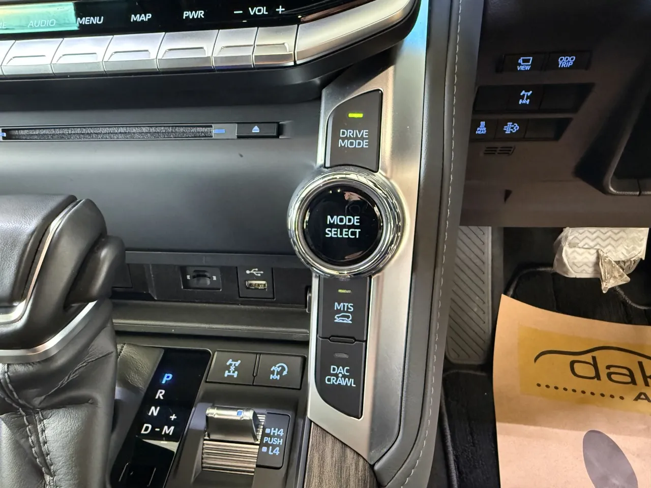 2023 Model Otomatik Toyota Land Cruiser 33. Görseli