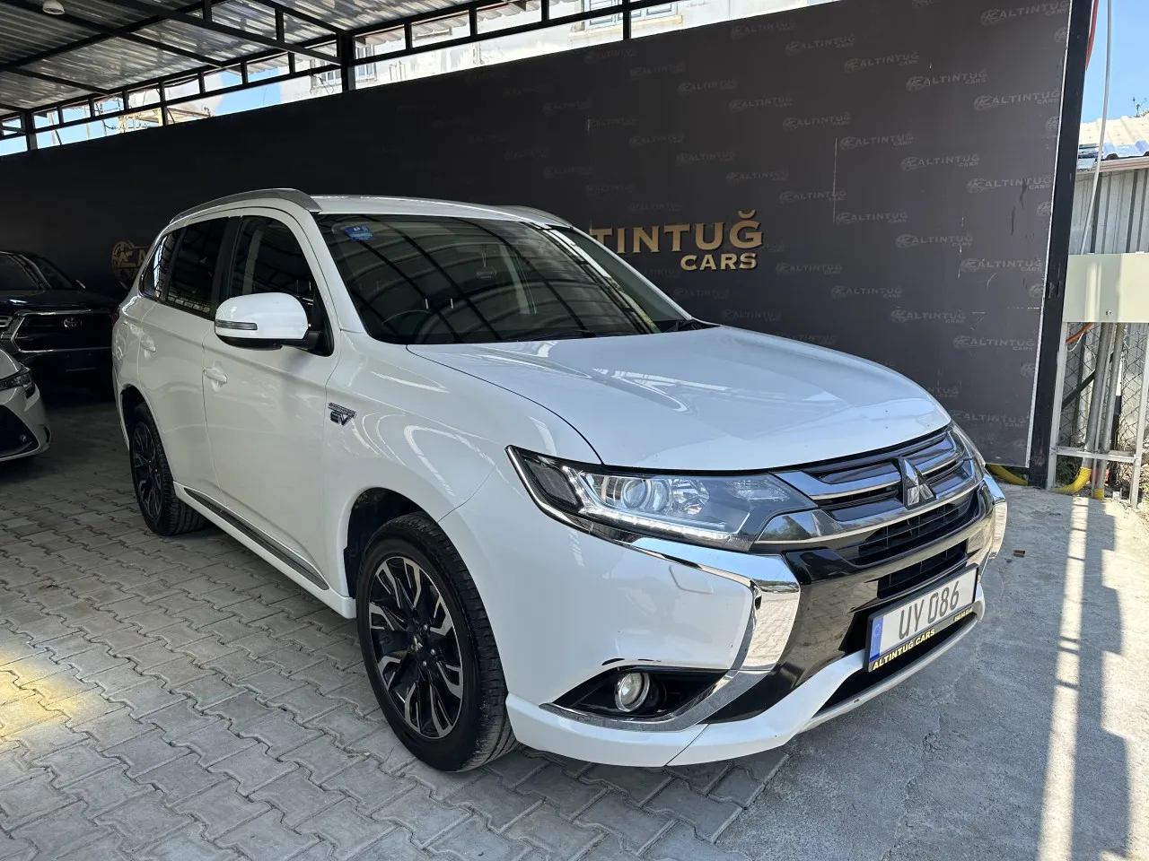 2018 Model Otomatik Mitsubishi Outlander