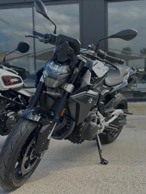 2024 Model Yarı Otomatik BMW F 900 XR