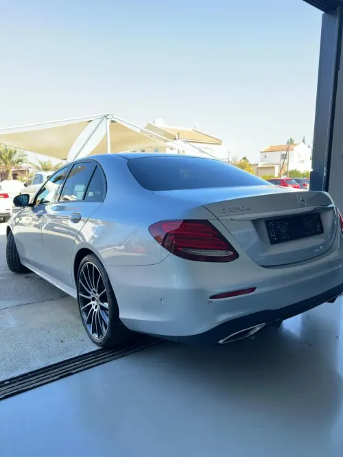 2020 Model Otomatik Mercedes-Benz E Serisi