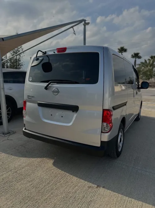 2023 Model Otomatik Nissan NV200