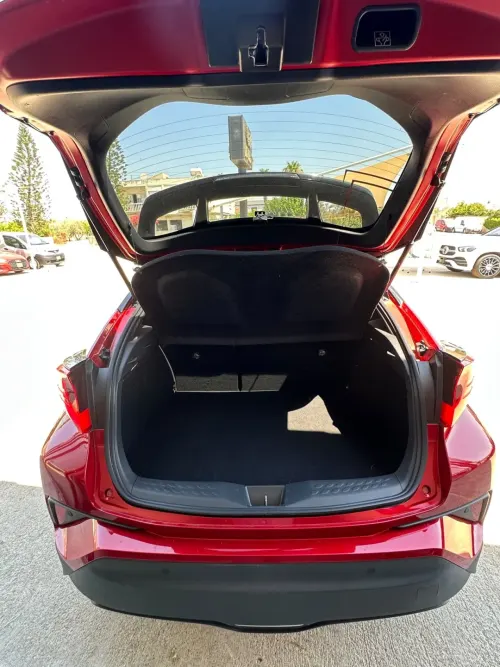 2022 Toyota C-HR Hybrid - Önizleme 4