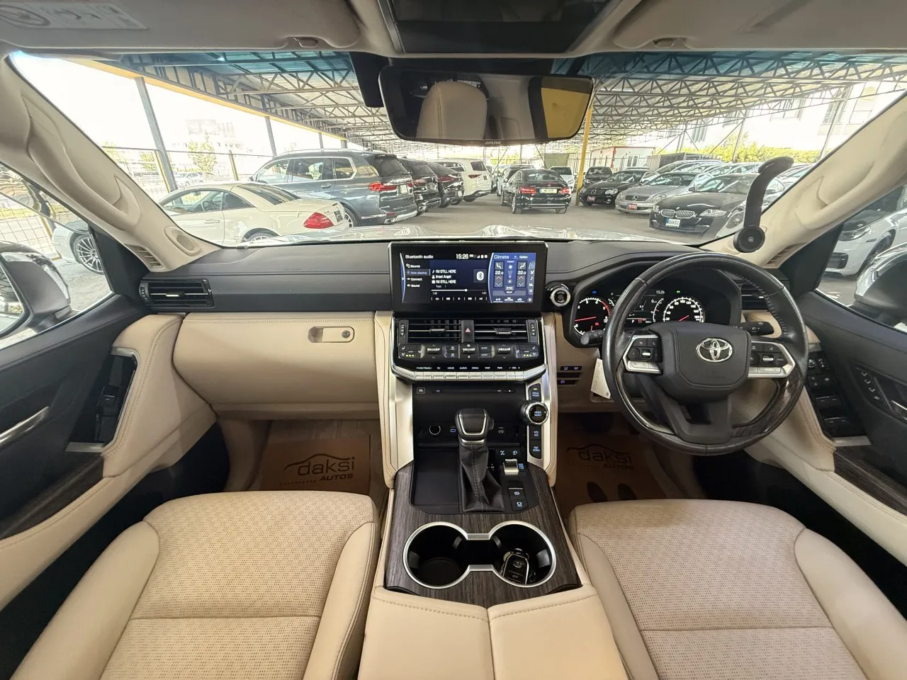 2023 Model Otomatik Toyota Land Cruiser 18. Görseli