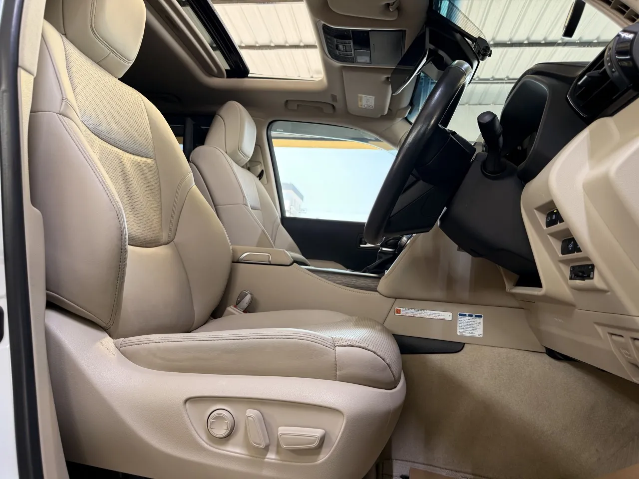2023 Model Otomatik Toyota Land Cruiser 21. Görseli