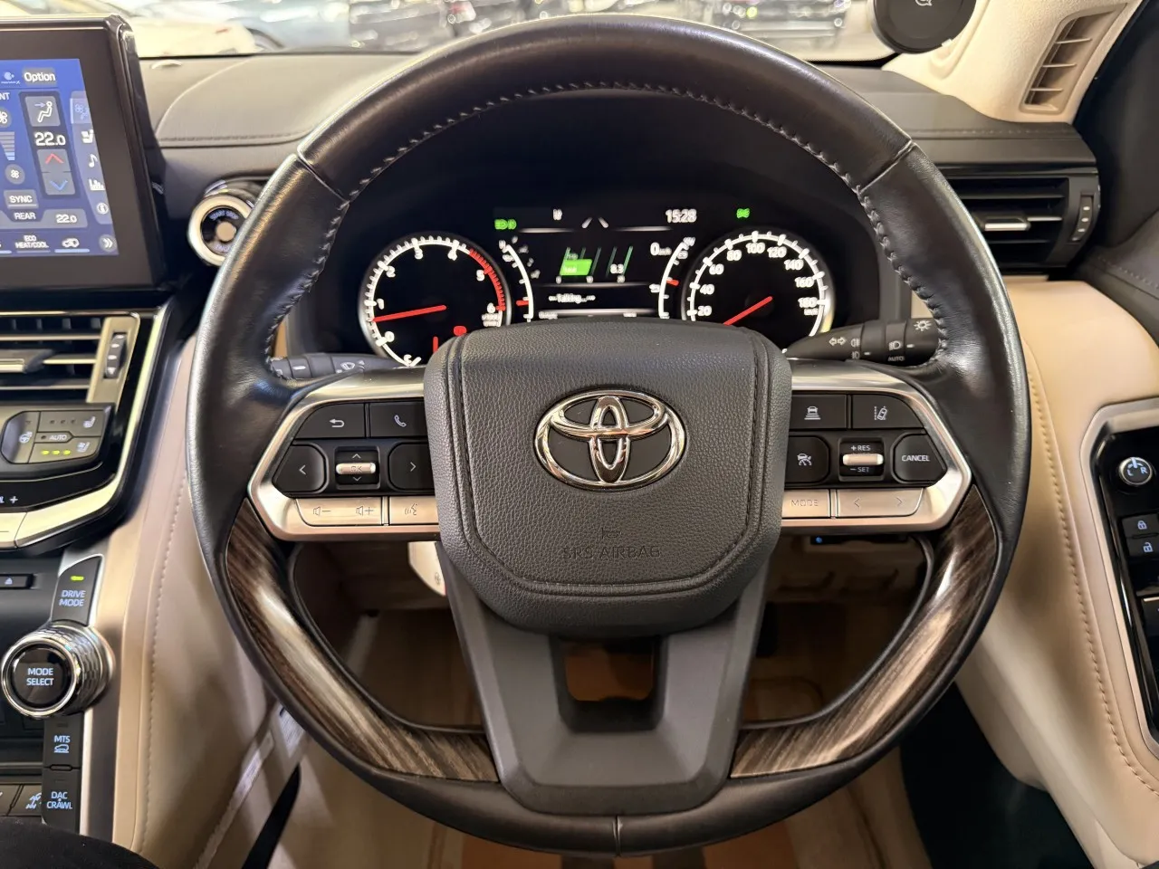 2023 Model Otomatik Toyota Land Cruiser 23. Görseli