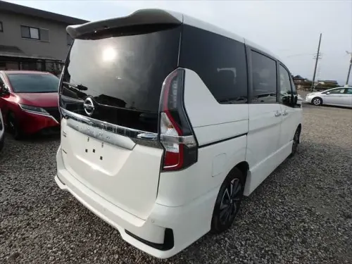 2022 Nissan Serena Hybrid - Önizleme 4