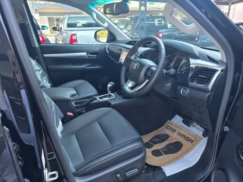 2025 Toyota Hilux - Önizleme 10