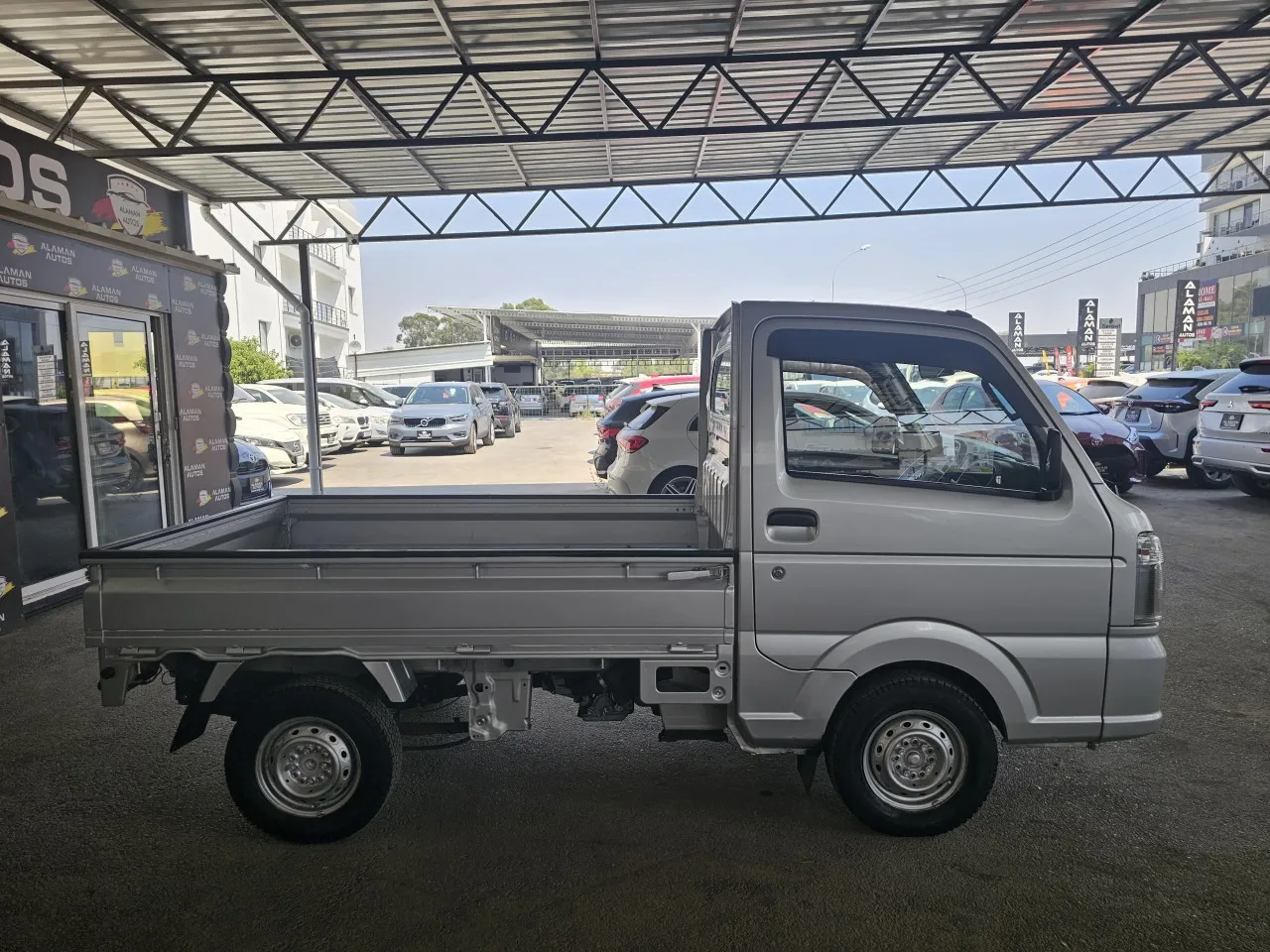 2022 Model Otomatik Suzuki Carry