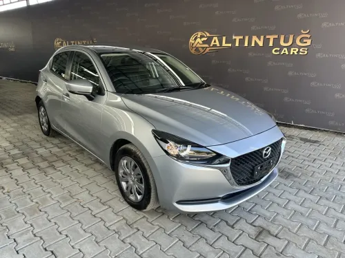 2023 Model Otomatik Mazda 2