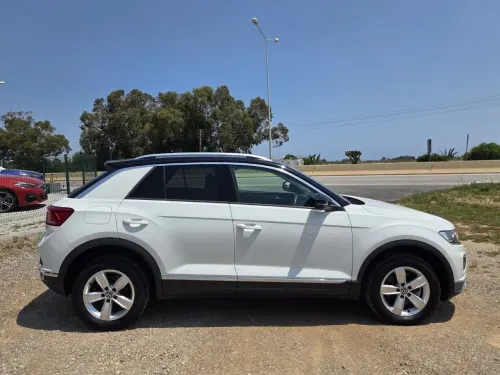 2021 Volkswagen T-Roc - Önizleme 3