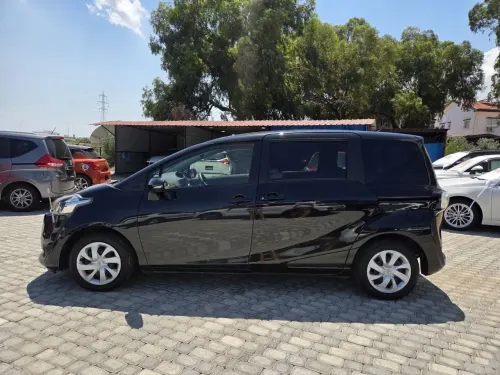 2018 Toyota Sienta - Önizleme 7
