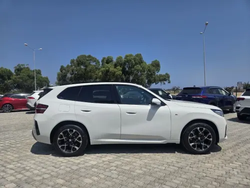 2025 BMW X3 - Önizleme 3