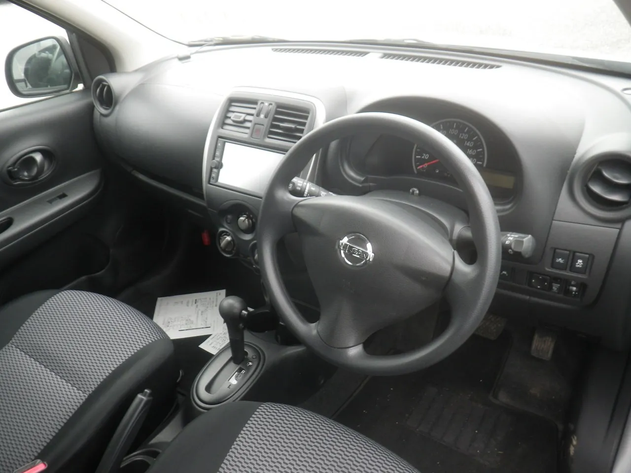 2022 Model Otomatik Nissan March 12. Görseli