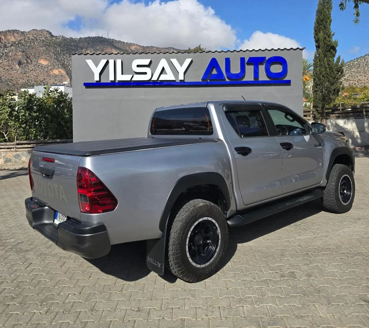 2019 Model Otomatik Toyota Hilux 2. Görseli