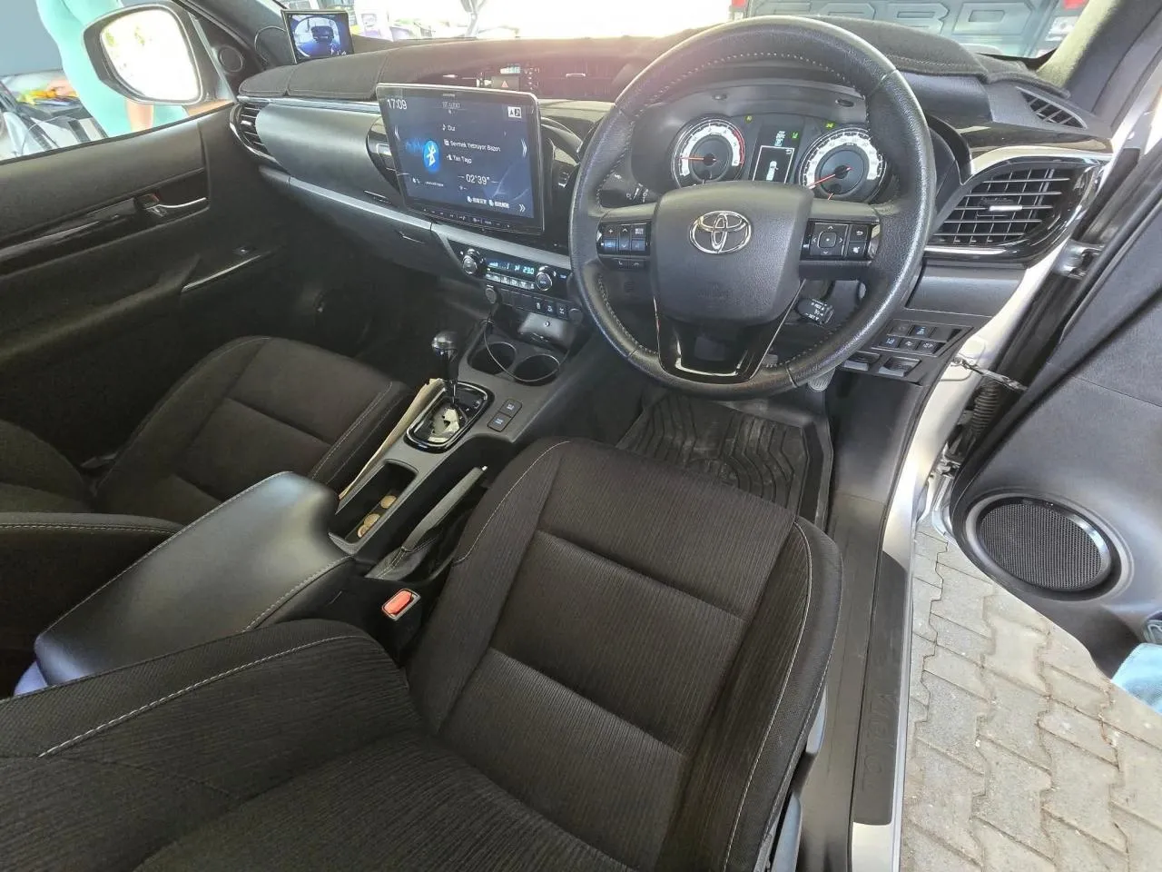 2019 Model Otomatik Toyota Hilux 5. Görseli