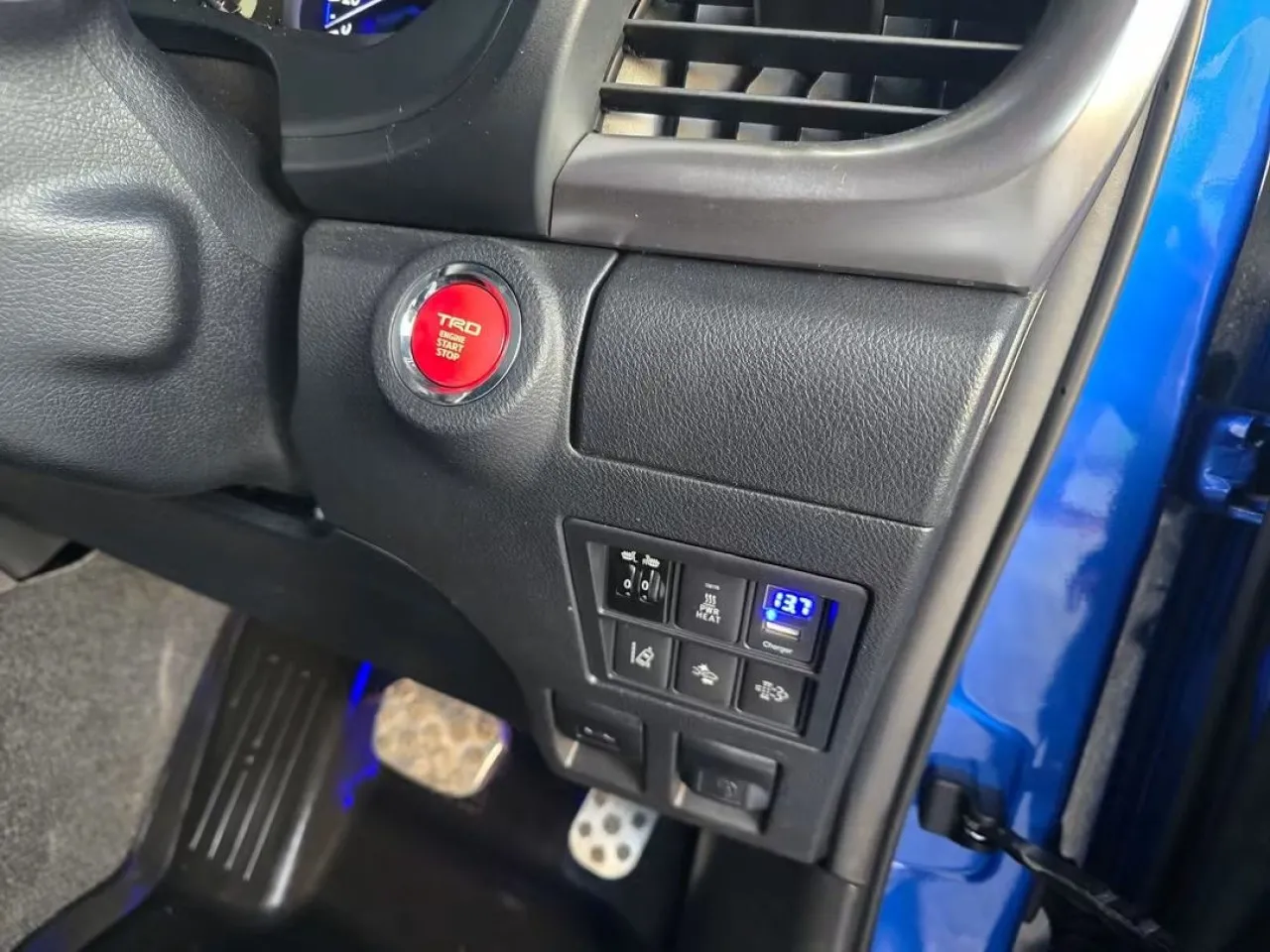 2019 Model Otomatik Toyota Hilux 8. Görseli