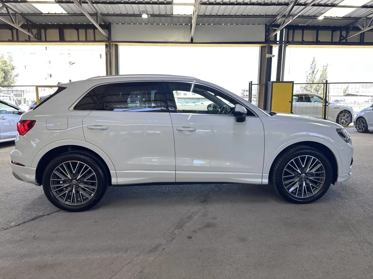 2021 Model Otomatik Audi Q3 3. Görseli