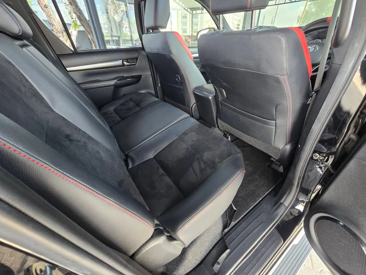 2022 Model Otomatik Toyota Hilux 10. Görseli