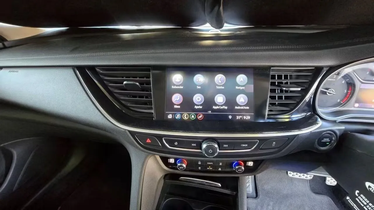 2019 Model Otomatik Opel Insignia 8. Görseli