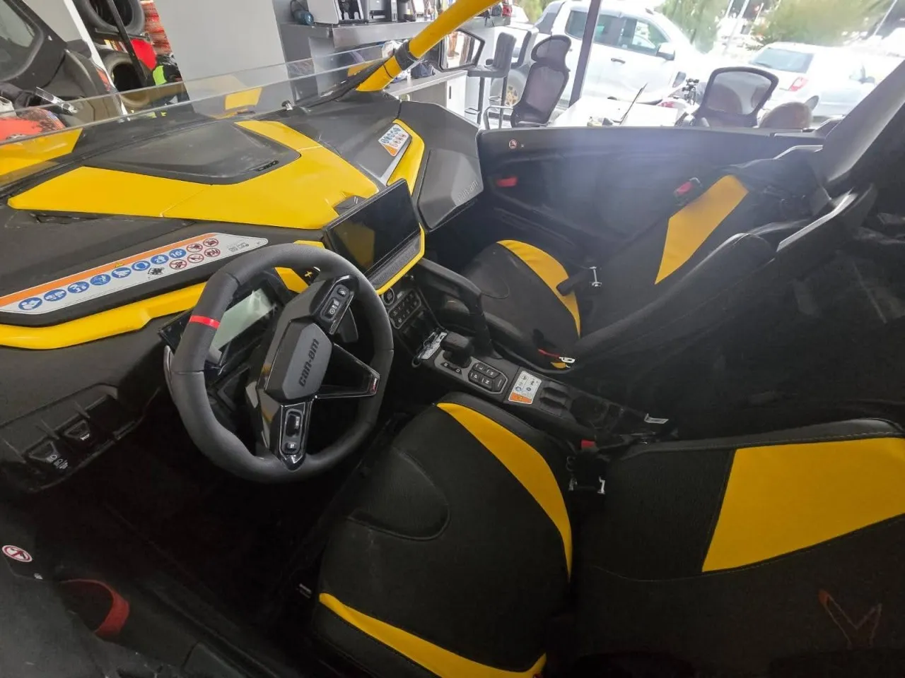 2024 Model Otomatik Can-Am Maverick X3 6. Görseli