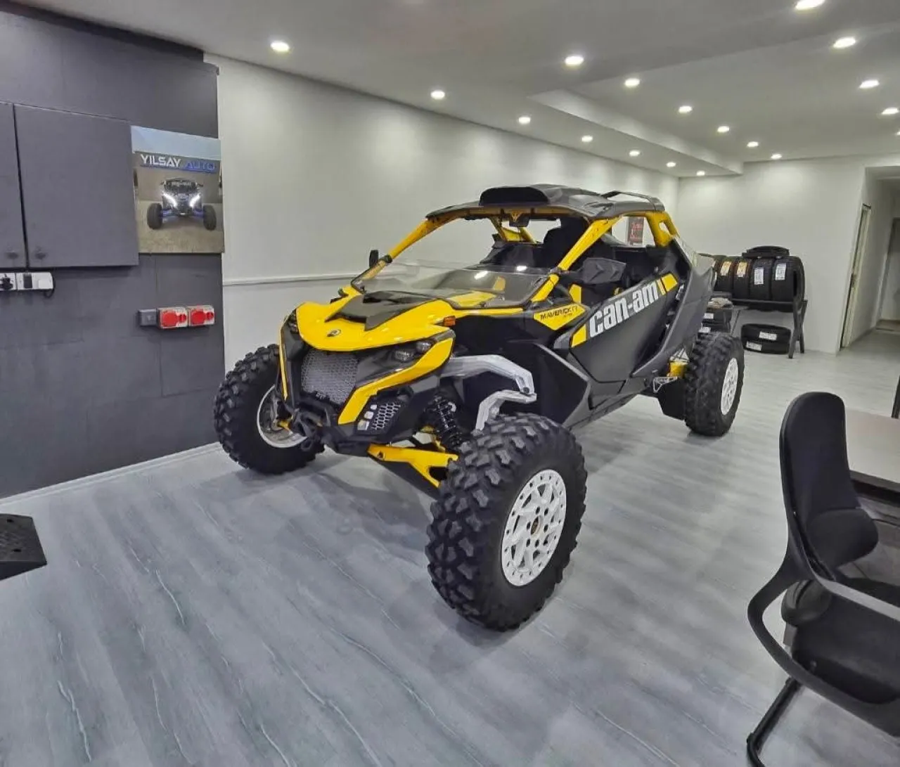 2024 Model Otomatik Can-Am Maverick X3 17. Görseli