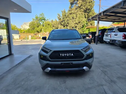 2023 Toyota RAV4 Hybrid - Önizleme 3