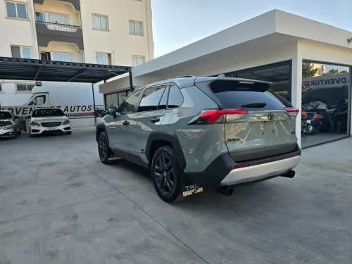 2023 Toyota RAV4 Hybrid - Önizleme 5