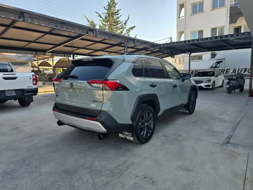 2023 Toyota RAV4 Hybrid - Önizleme 6
