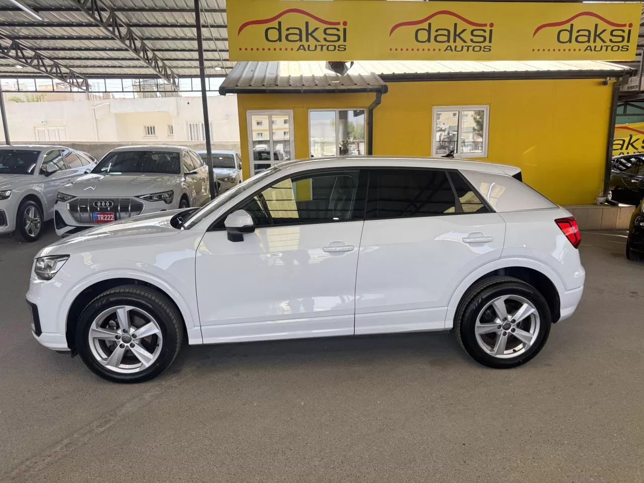 2021 Model Otomatik Audi Q2 7. Görseli