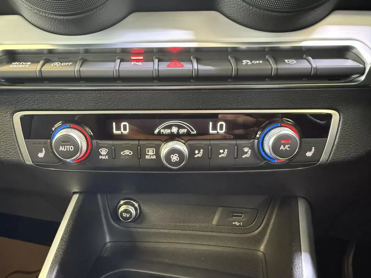 2021 Model Otomatik Audi Q2 24. Görseli