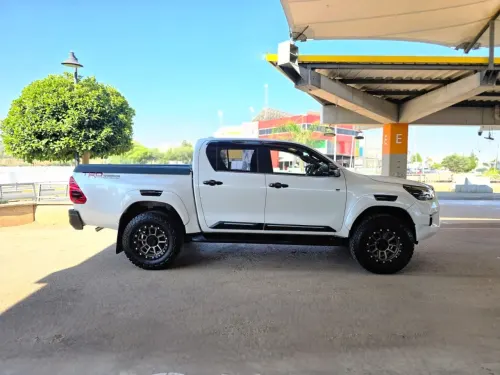 2024 Toyota Hilux - Önizleme 4