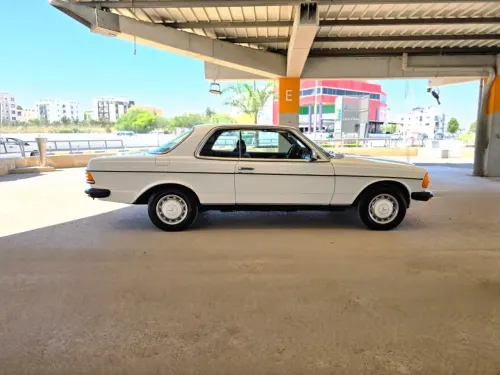 1982 Mercedes-Benz 280 CE - Önizleme 4