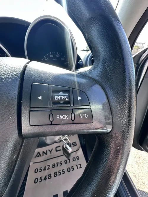 2010 Mazda 3 - Önizleme 6