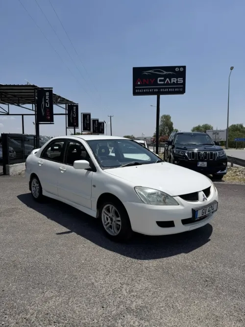 2004 Model Düz Mitsubishi Lancer