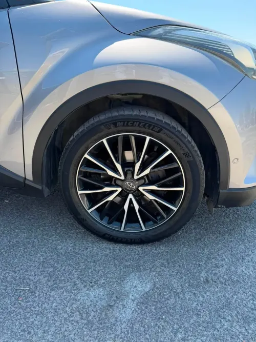 2017 Toyota C-HR - Önizleme 11