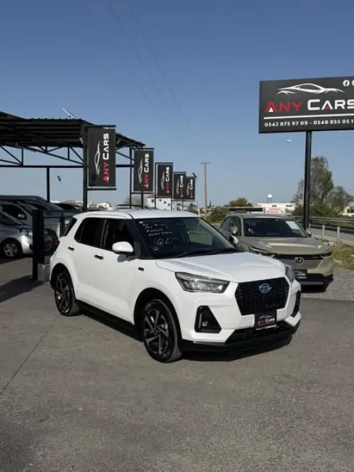 2021 Model Otomatik Daihatsu Rocky