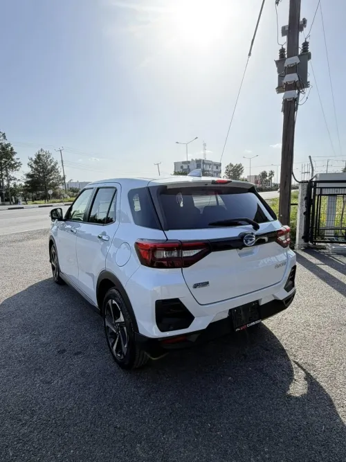 2021 Model Otomatik Daihatsu Rocky